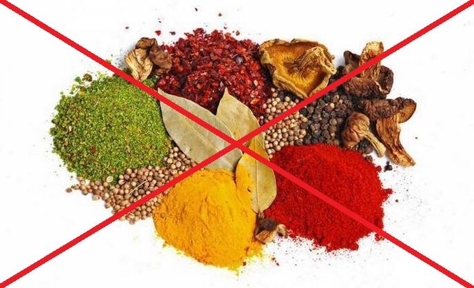 Trápaga osteokondrosiaren kasuan, ongailu pikanteen erabilera saihestu behar da.